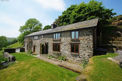 Wales Niche Retreats